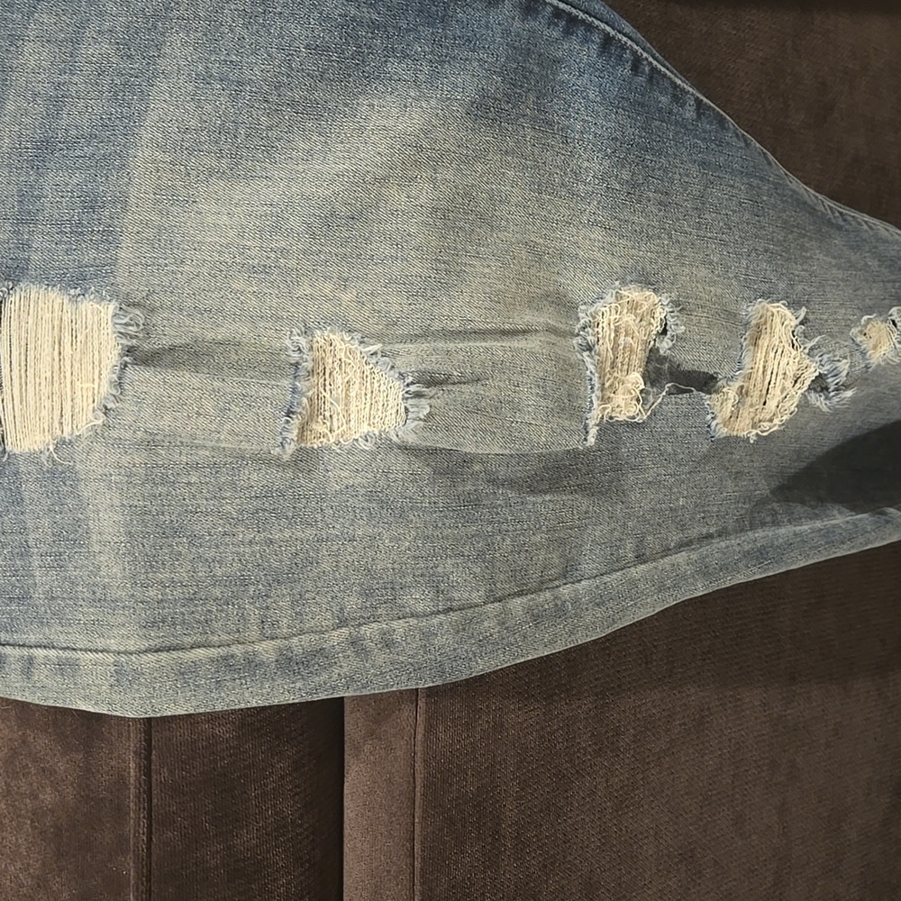 ✨️Celebrity Pink Distressed Ankle Skinny Jeans - Picture 5 of 7